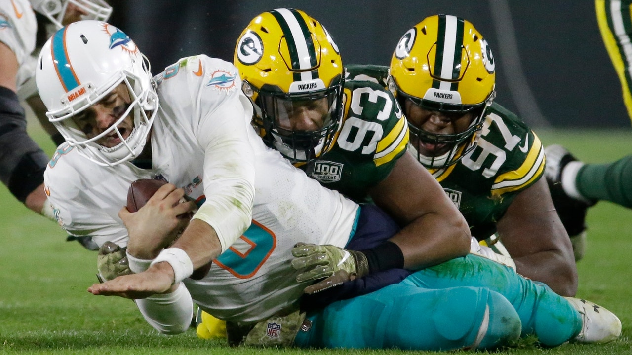 Quick change: Packers move on after win, prep for Seattle